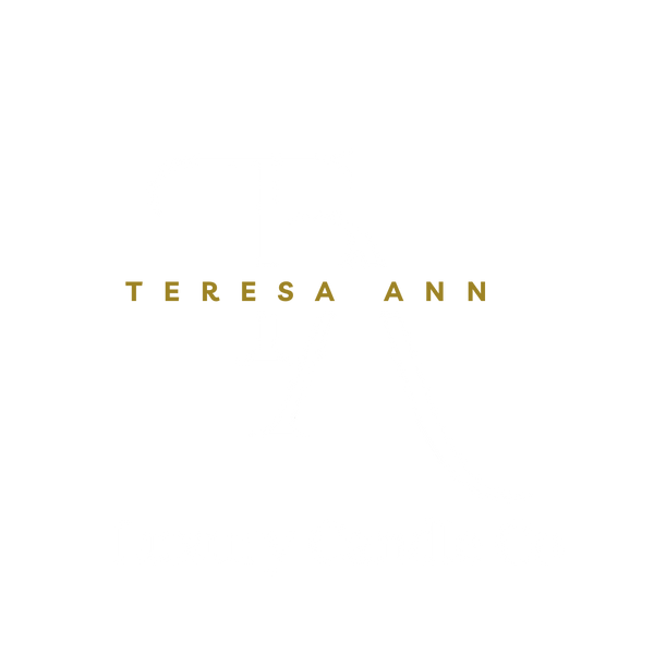 Teresa Ann Luxury Candle Co. logo