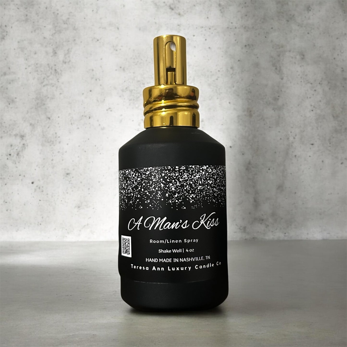 A Man's Kiss Room/Linen Spray